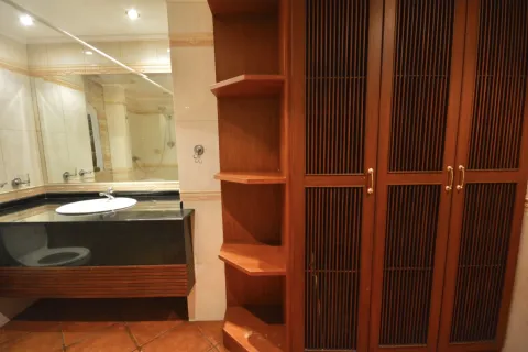 Apartamento de 1 dormitorio en Pattaya, Tailandia № 155502 - foto 25