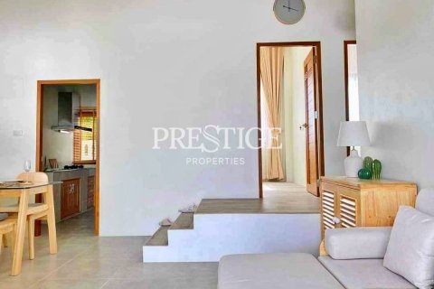 Casa de 3 dormitorios en Pattaya, Tailandia № 209124 - foto 4