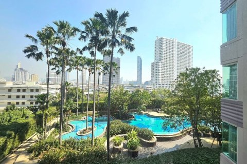 Condominio de 3 dormitorios en Khlong San, Bangkok, Tailandia № 170896 - foto 7