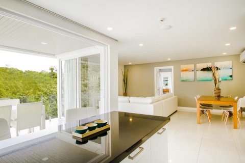 Condominio de 2 dormitorios en Ko Samui, Tailandia № 146609 - foto 12