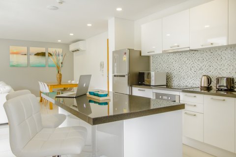 Condominio de 2 dormitorios en Ko Samui, Tailandia № 146609 - foto 17