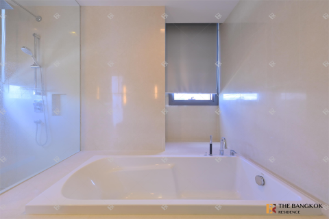 Condominio de 3 dormitorios en Bangkok, Tailandia № 185684 - foto 2