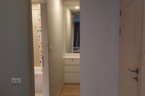 Condominio de 1 dormitorio en Bangkok, Tailandia № 185683 - foto 7