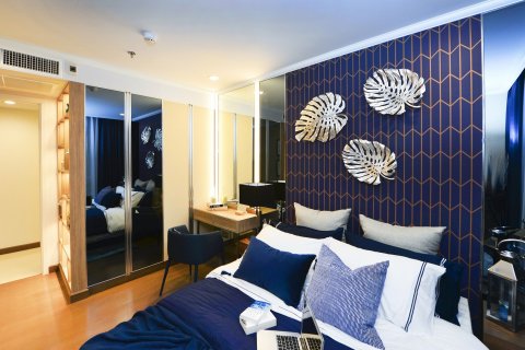 Condominio de 2 dormitorios en Bangkok, Tailandia № 143998 - foto 2