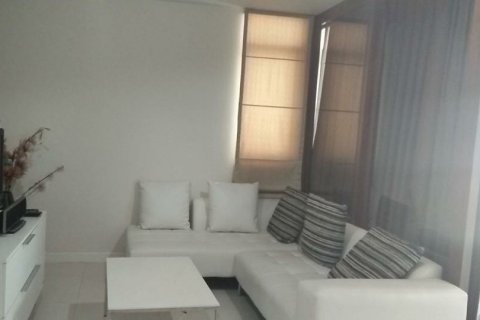 Eigentumswohnung in Bangkok, Thailand, 1 Schlafzimmer  № 143996
