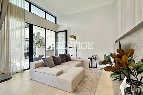 House in Pattaya, Thailand 3 bedrooms № 198349 - photo 10