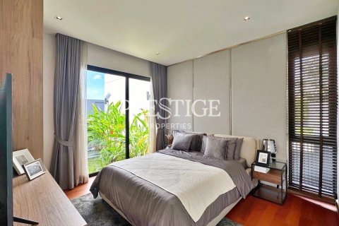 House in Pattaya, Thailand 3 bedrooms № 198349 - photo 15