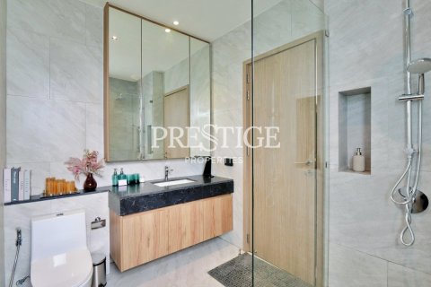 House in Pattaya, Thailand 3 bedrooms № 198349 - photo 14