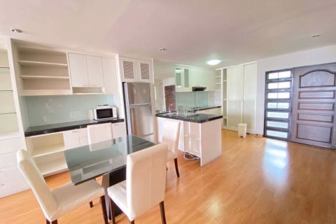 Condominio de 2 dormitorios en Watthana, Bangkok, Tailandia № 47502 - foto 3