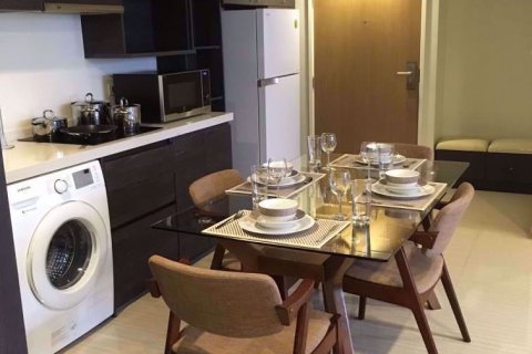 Condominio de 2 dormitorios en Watthana, Bangkok, Tailandia № 47505 - foto 4