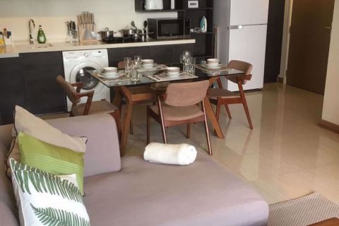 Condominio de 2 dormitorios en Watthana, Bangkok, Tailandia № 47505 - foto 2