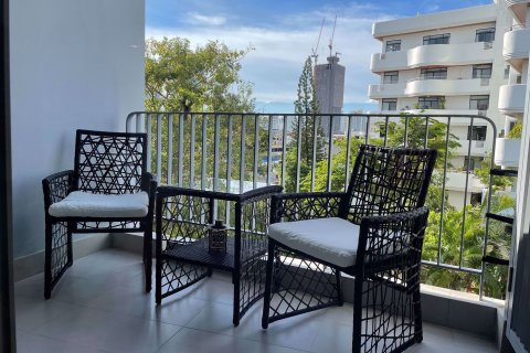 Condo à Watthana, Bangkok, Thaïlande, 2 chambres  № 47504 - photo 10