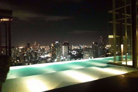 Condominio de 1 dormitorio en Khlong Toei, Bangkok, Tailandia № 47508 - foto 12