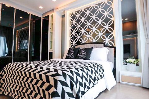 Condominio de 1 dormitorio en Khlong Toei, Bangkok, Tailandia № 47508 - foto 4