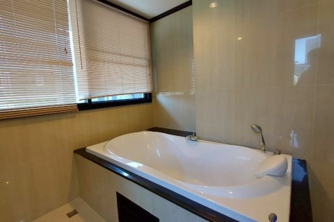 Condominio de 2 dormitorios en Pattaya, Tailandia № 62854 - foto 21