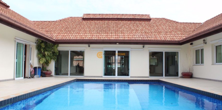 Estudio en Chonburi, Tailandia № 27176
