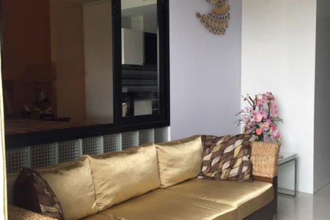 Condominio de 1 dormitorio en Pattaya, Tailandia № 204276 - foto 2