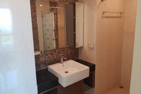 Condominio de 1 dormitorio en Pattaya, Tailandia № 204275 - foto 4
