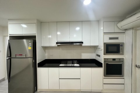 Condominio de 3 dormitorios en Bangkok, Tailandia № 68009 - foto 7