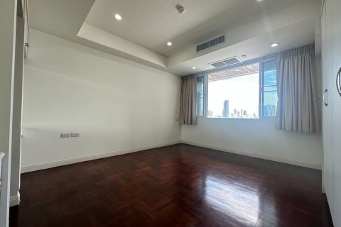 Condominio de 3 dormitorios en Bangkok, Tailandia № 68009 - foto 13