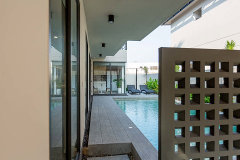 Chalet de 3 dormitorios en Chiang Mai, Tailandia № 164974 - foto 6