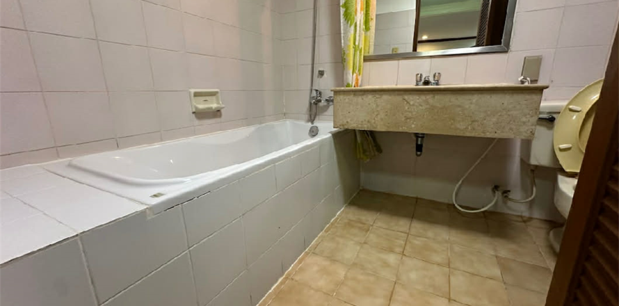 Condominio de 2 dormitorios en Bangkok, Tailandia № 185373