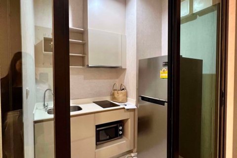 Condominio de 1 dormitorio en Huai Khwang, Bangkok, Tailandia № 54690 - foto 6