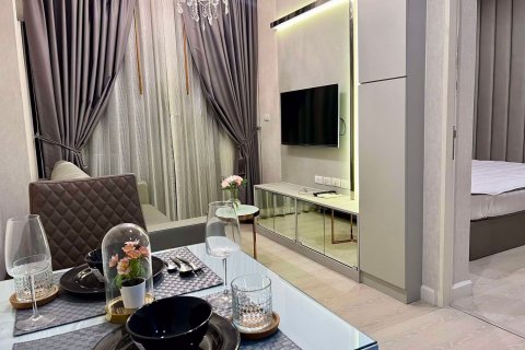 Condominio de 1 dormitorio en Huai Khwang, Bangkok, Tailandia № 54690 - foto 4