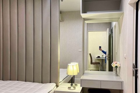 Condominio de 1 dormitorio en Huai Khwang, Bangkok, Tailandia № 54690 - foto 10
