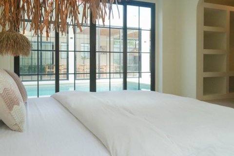 Chalet de 6 dormitorios en Phuket, Tailandia № 146195 - foto 19