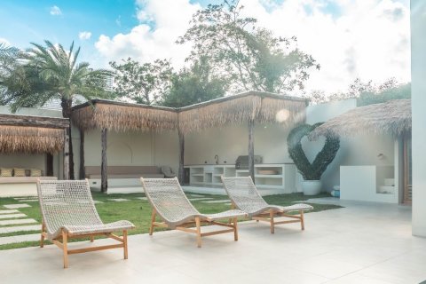 Chalet de 6 dormitorios en Phuket, Tailandia № 146195 - foto 7