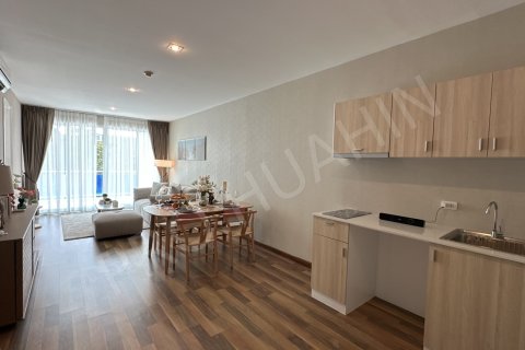 Apartamento de 2 dormitorios en Hua Hin, Tailandia № 194821 - foto 2