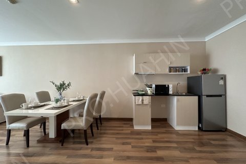 Apartamento de 2 dormitorios en Hua Hin, Tailandia № 194824 - foto 2