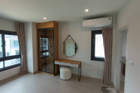 Haus in Phuket, Thailand 4 Schlafzimmer № 162725 - Foto 9