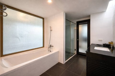 Apartamento de 2 habitaciones en Pattaya, Tailandia № 170324 - foto 7