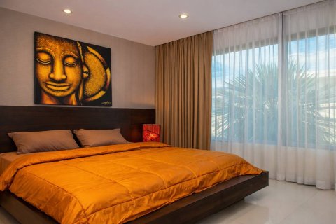 Apartamento de 2 habitaciones en Pattaya, Tailandia № 170324 - foto 5