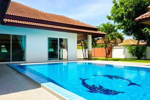 Casa de 3 dormitorios en Sattahip, Tailandia № 170321 - foto 19
