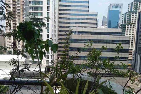 Condominio de 4 dormitorios en Bangkok, Tailandia № 183332 - foto 5