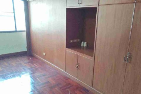 Condominio de 4 dormitorios en Bangkok, Tailandia № 183332 - foto 7