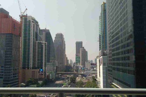Condominio de 4 dormitorios en Bangkok, Tailandia № 183332 - foto 9
