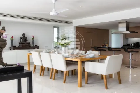 Chalet de 6 dormitorios en Phuket, Tailandia № 190620 - foto 2