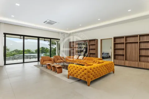 Chalet de 4 dormitorios en Phuket, Tailandia № 190617 - foto 17
