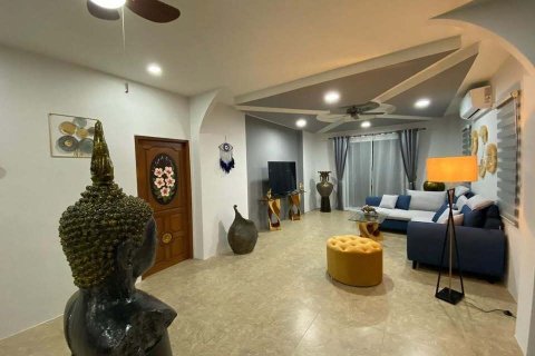 Chalet de 4 dormitorios en Ko Samui, Tailandia № 167223 - foto 7