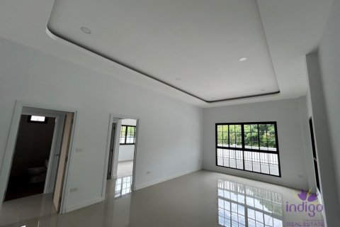 Casa de 3 dormitorios en San Sai, Tailandia № 205592 - foto 9