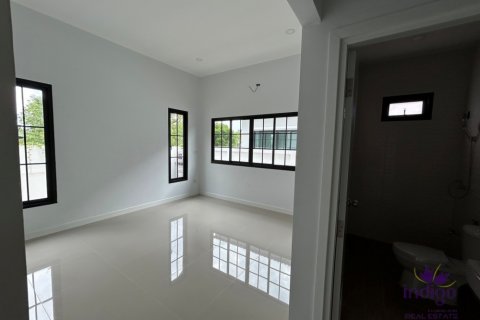 Casa de 3 dormitorios en San Sai, Tailandia № 205592 - foto 4
