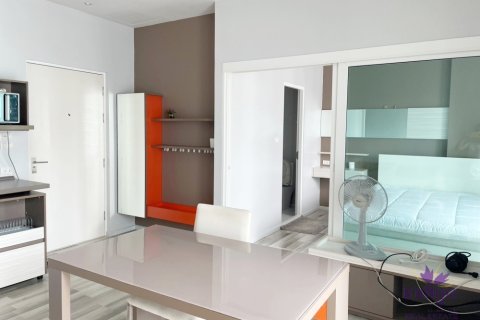 Condominio de 1 dormitorio en Chiang Mai, Tailandia № 205589 - foto 3
