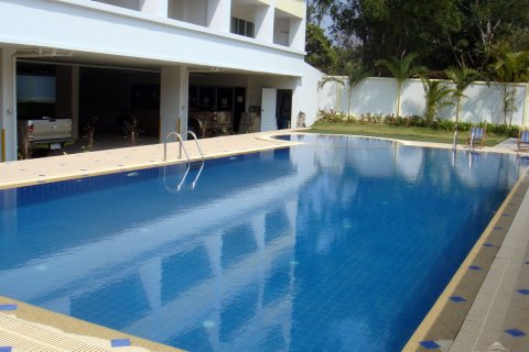 Estudio en el condominio en Pattaya, Tailandia № 204383