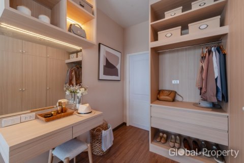 Casa de 3 dormitorios en Rayong, Tailandia № 135339 - foto 12