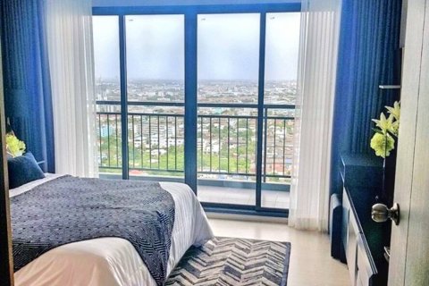 Condominio de 2 dormitorios en Samut Prakan, Tailandia № 116843 - foto 5