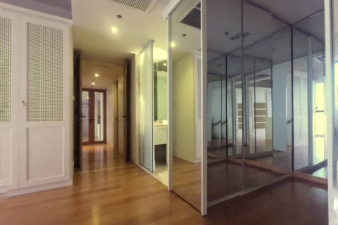 Condominio de 3 dormitorios en Bangkok, Tailandia № 66916 - foto 5